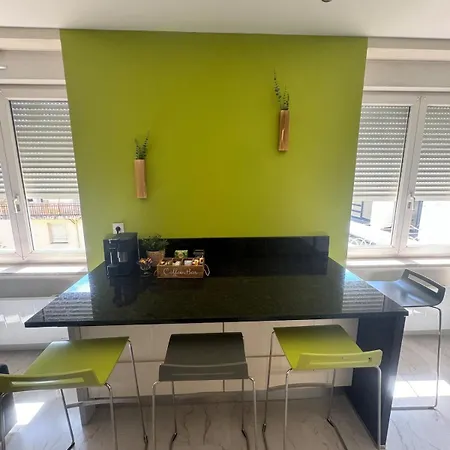 Comfort Jacuzzi New In Appartement