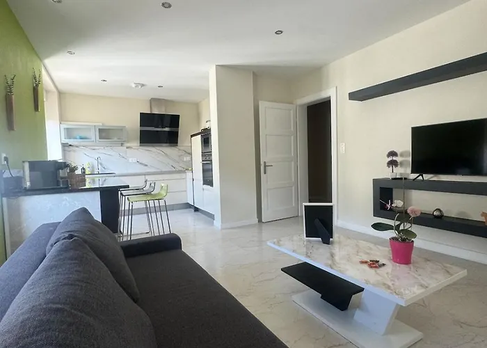 Apartament Comfort Jacuzzi New In Nilvange